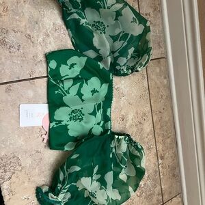 Selkie - The Puff Top Green Floral Puff Sleeve Top (Summerfield)